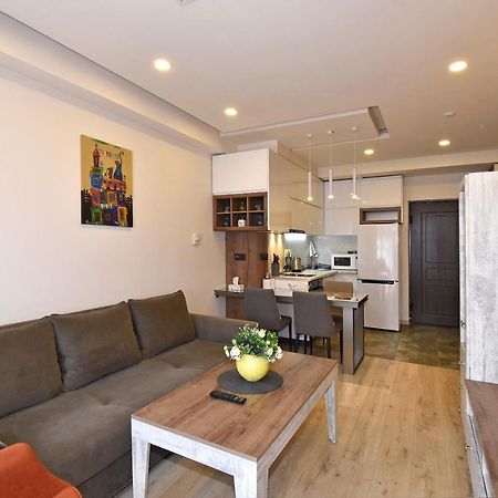 Home4You Apartments On Koghbatsi Erywań Zewnętrze zdjęcie