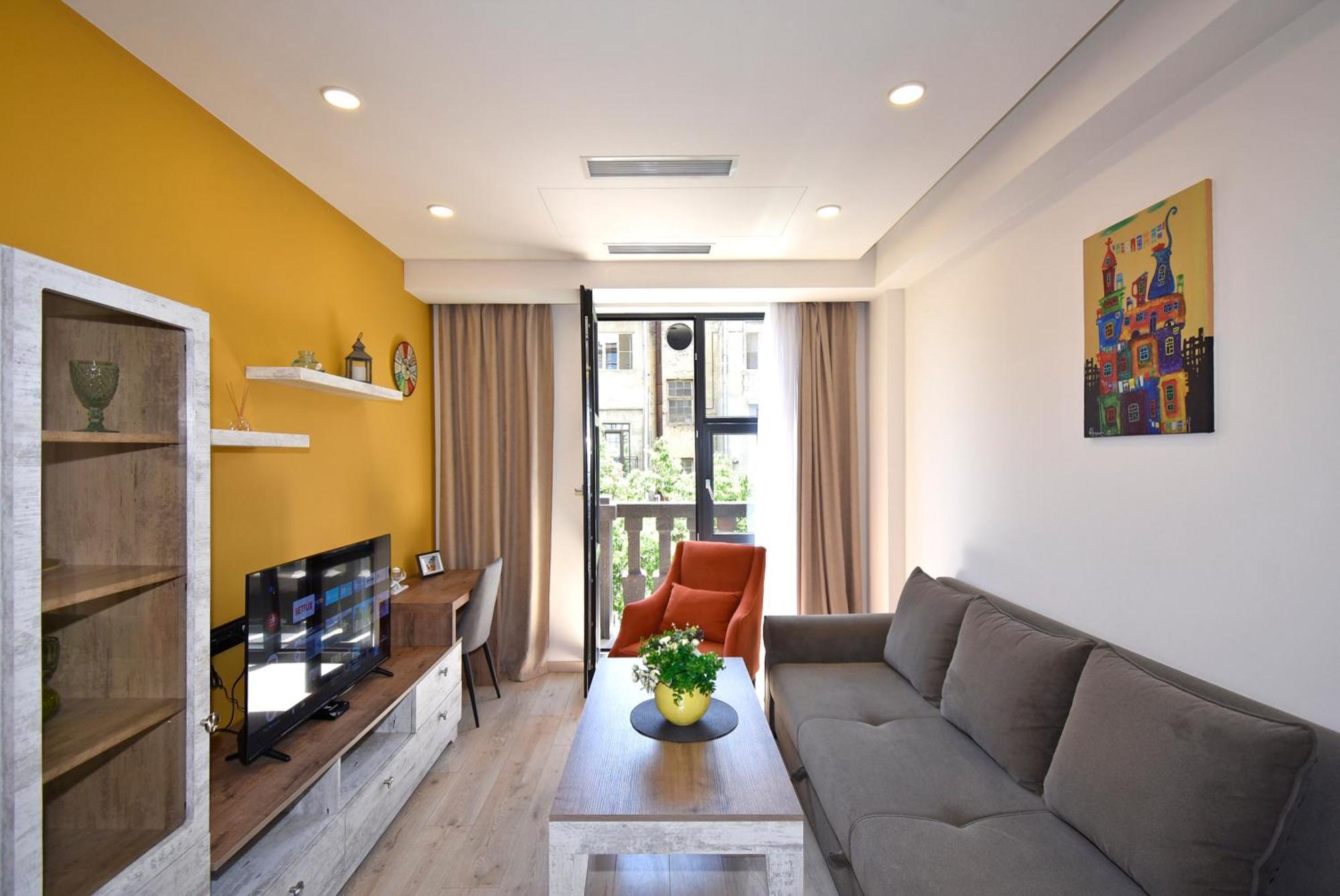 Home4You Apartments On Koghbatsi Erywań Zewnętrze zdjęcie